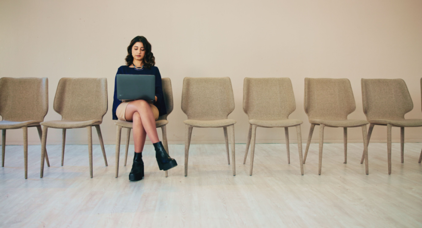 8 Tips to Make an AI Friendly Resume (With Examples)