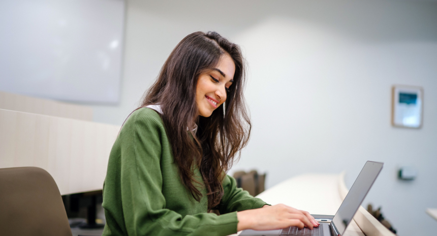 How to Make a Skills Based Resume: Guide With Sample Resumes