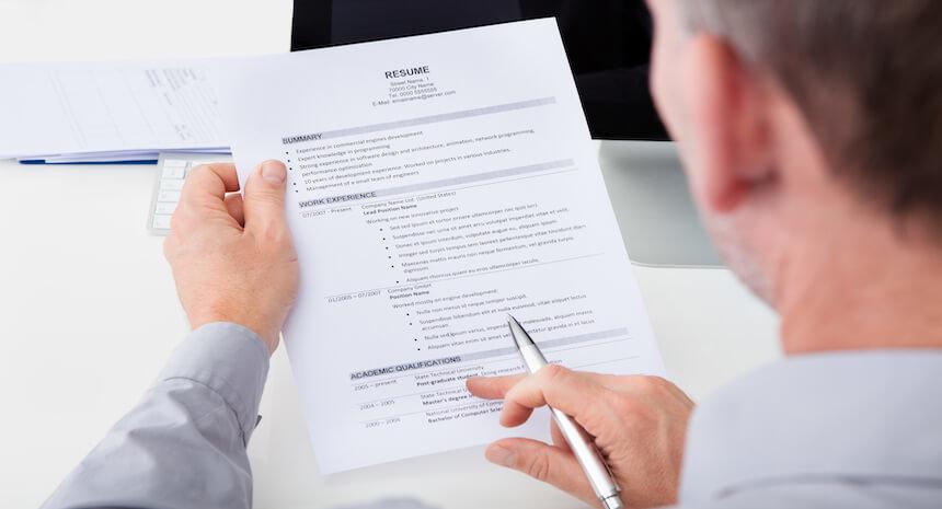 How to Add References to a Resume